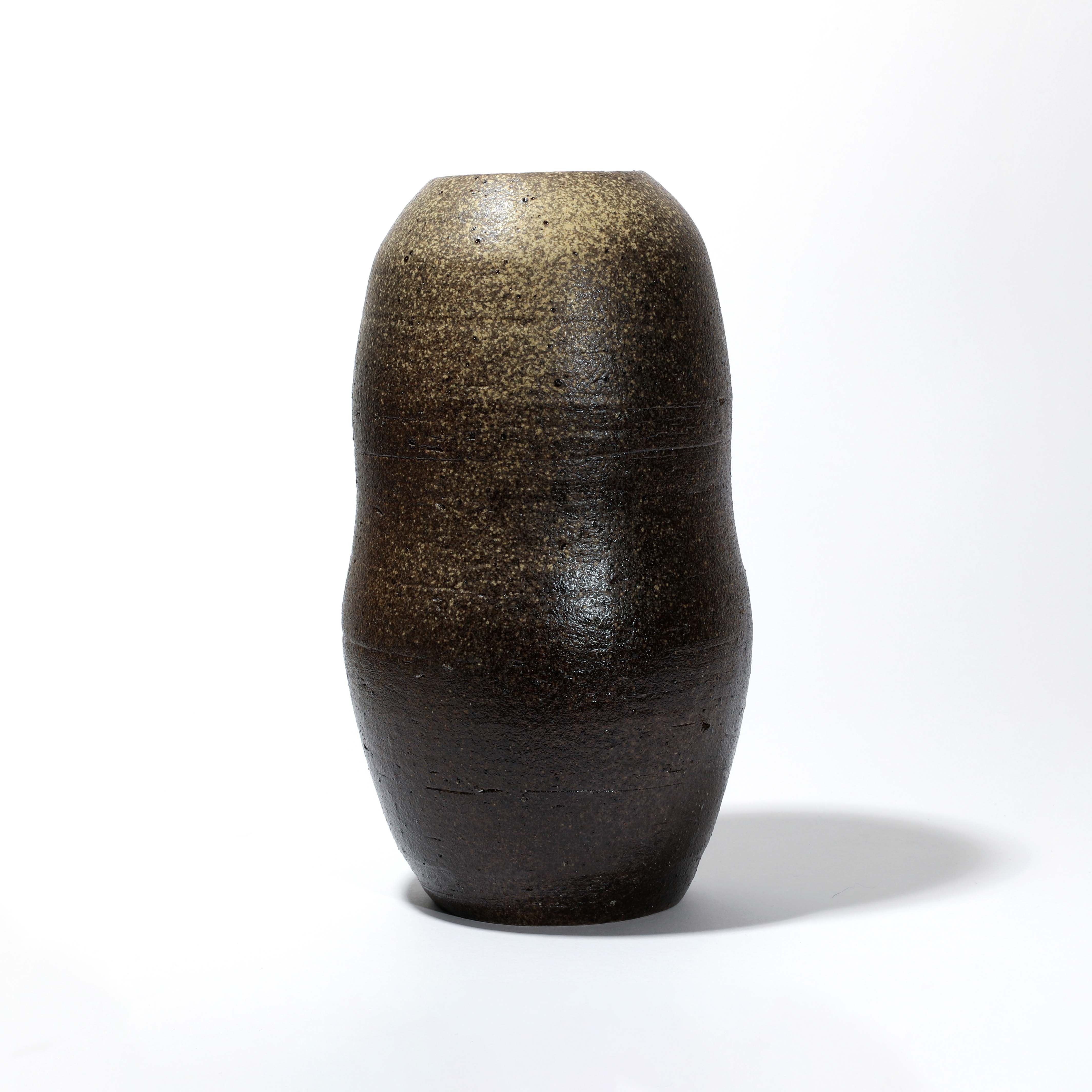 Red earth bud Umbrella Studio